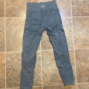 Victoria’s Secret pink butt contour leggings